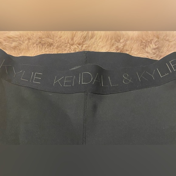 Kendall & Kylie black leggings large - Picture 2 of 5